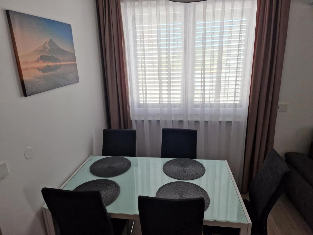 Villa Toni Биоград на Мору Екстериор снимка