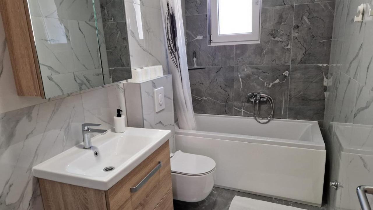 Villa Toni Биоград на Мору Екстериор снимка