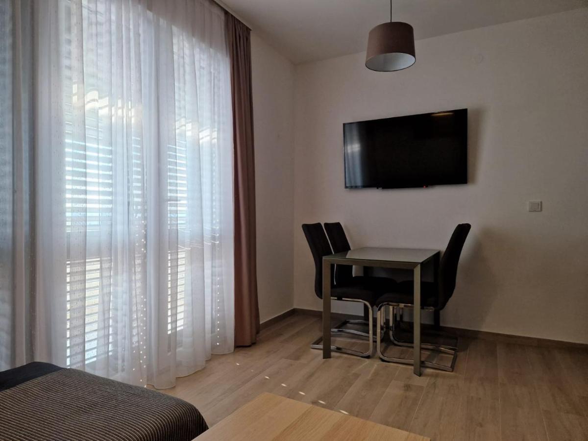 Villa Toni Биоград на Мору Екстериор снимка