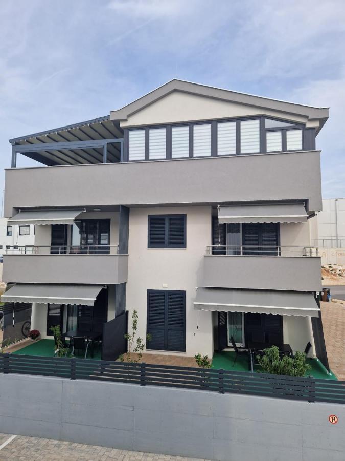 Villa Toni Биоград на Мору Екстериор снимка
