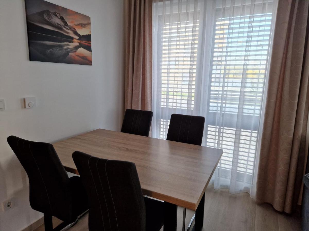 Villa Toni Биоград на Мору Екстериор снимка